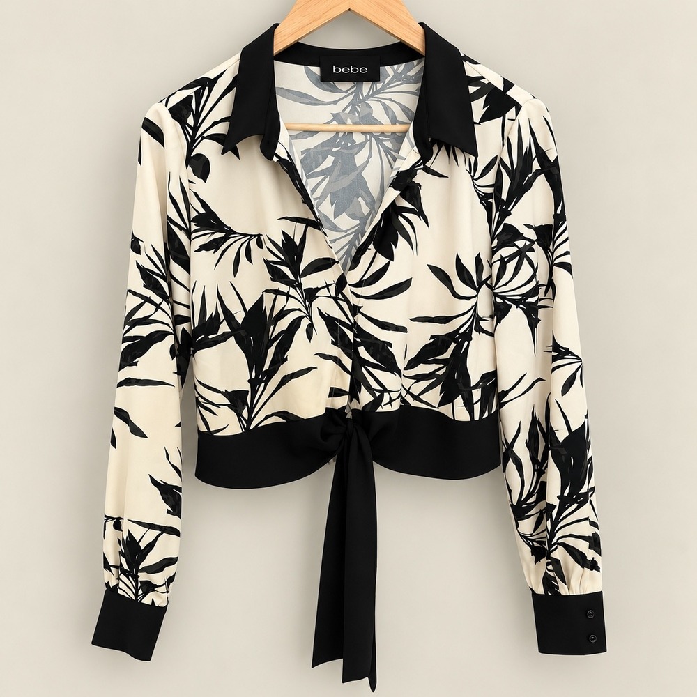 Bebe Women Ivory Black Botanical Leaf Print Tie Front Cropped Blouse Size M